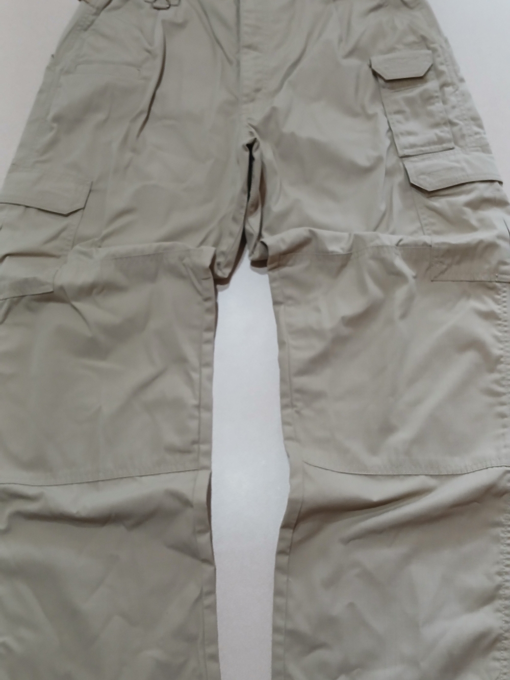 5.11 Tactical Cargo Pants in Khaki 34x30